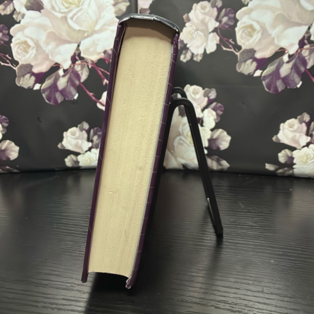 Welcome to Night Vale: A Novel exact copy — photo 6