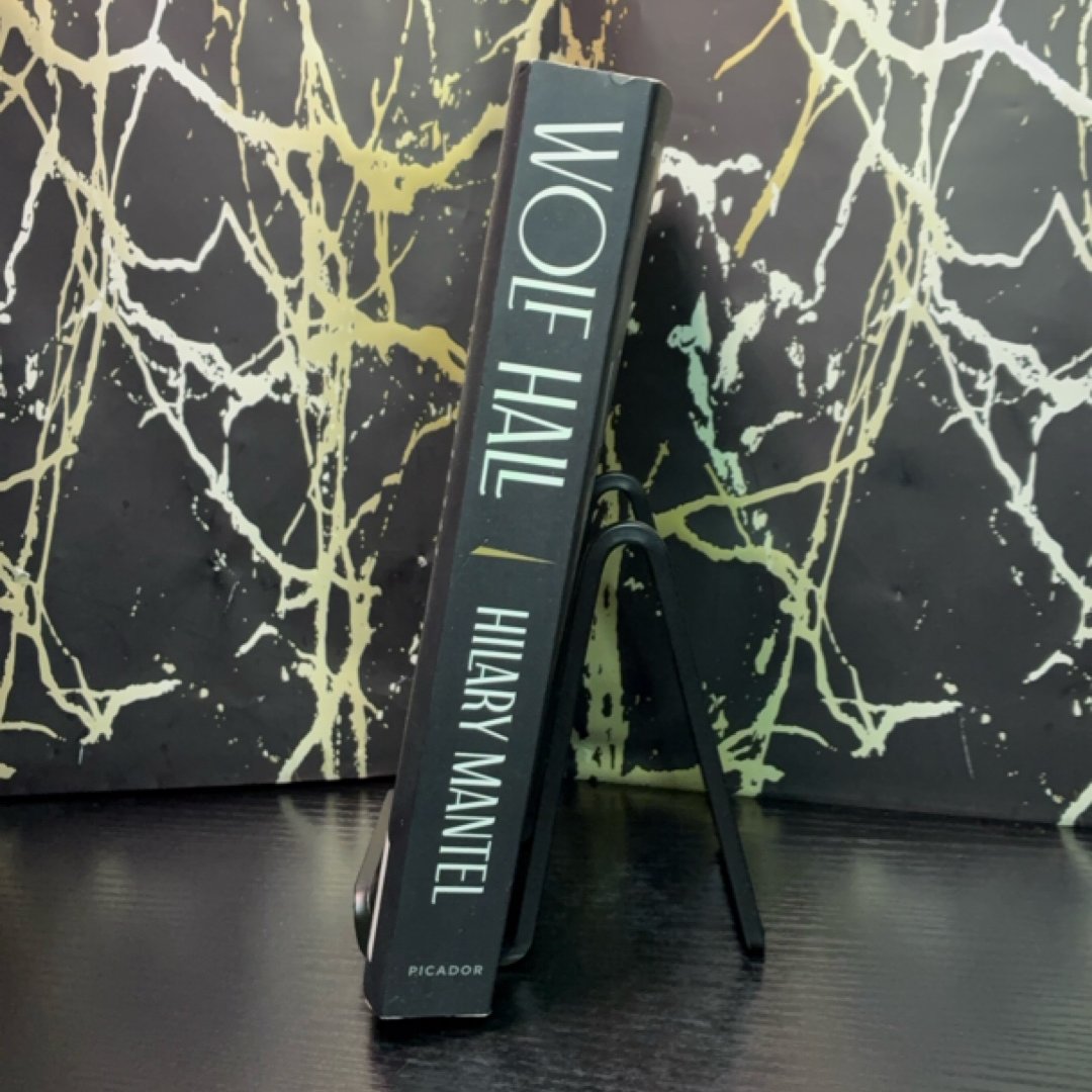 Wolf Hall exact copy — photo 2