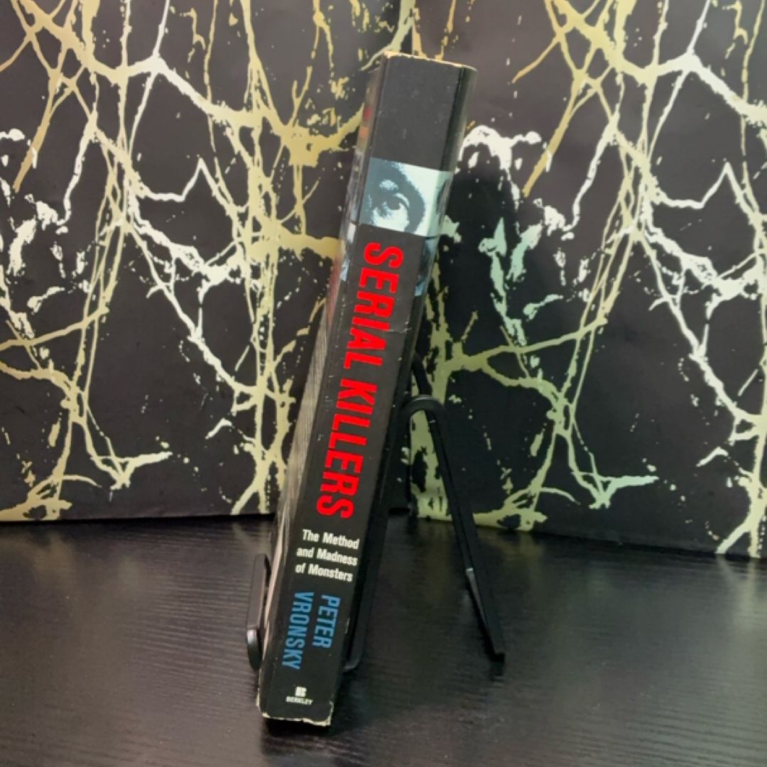 Serial Killers: The Method and Madness of Monsters exact copy — photo 2