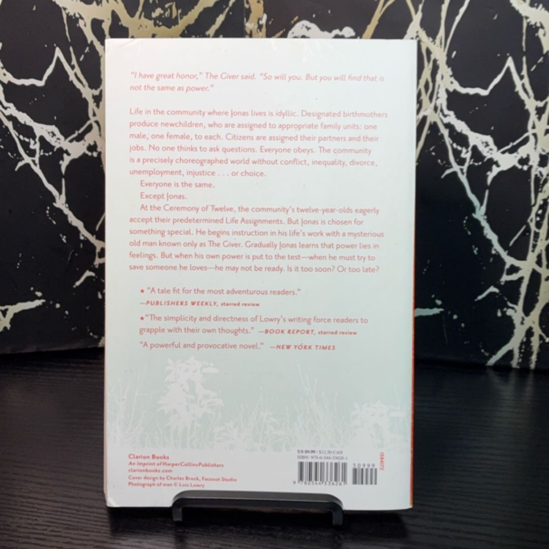 The Giver exact copy — photo 3