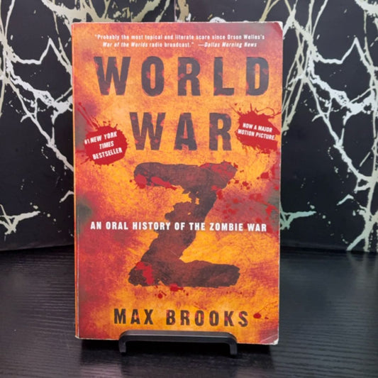 World War Z: An Oral History of the Zombie War exact copy — photo 1