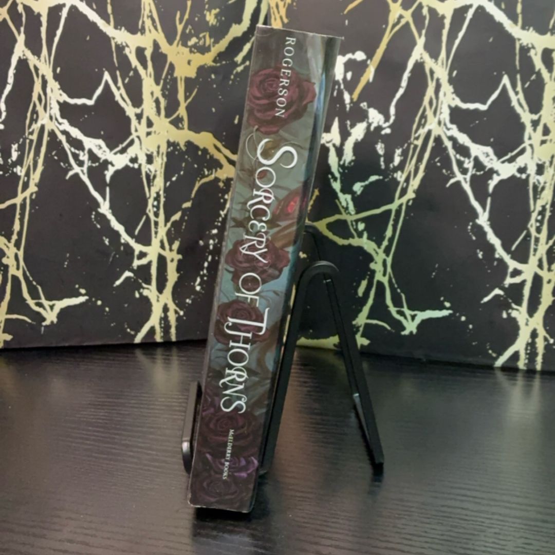 Sorcery of Thorns exact copy — photo 2
