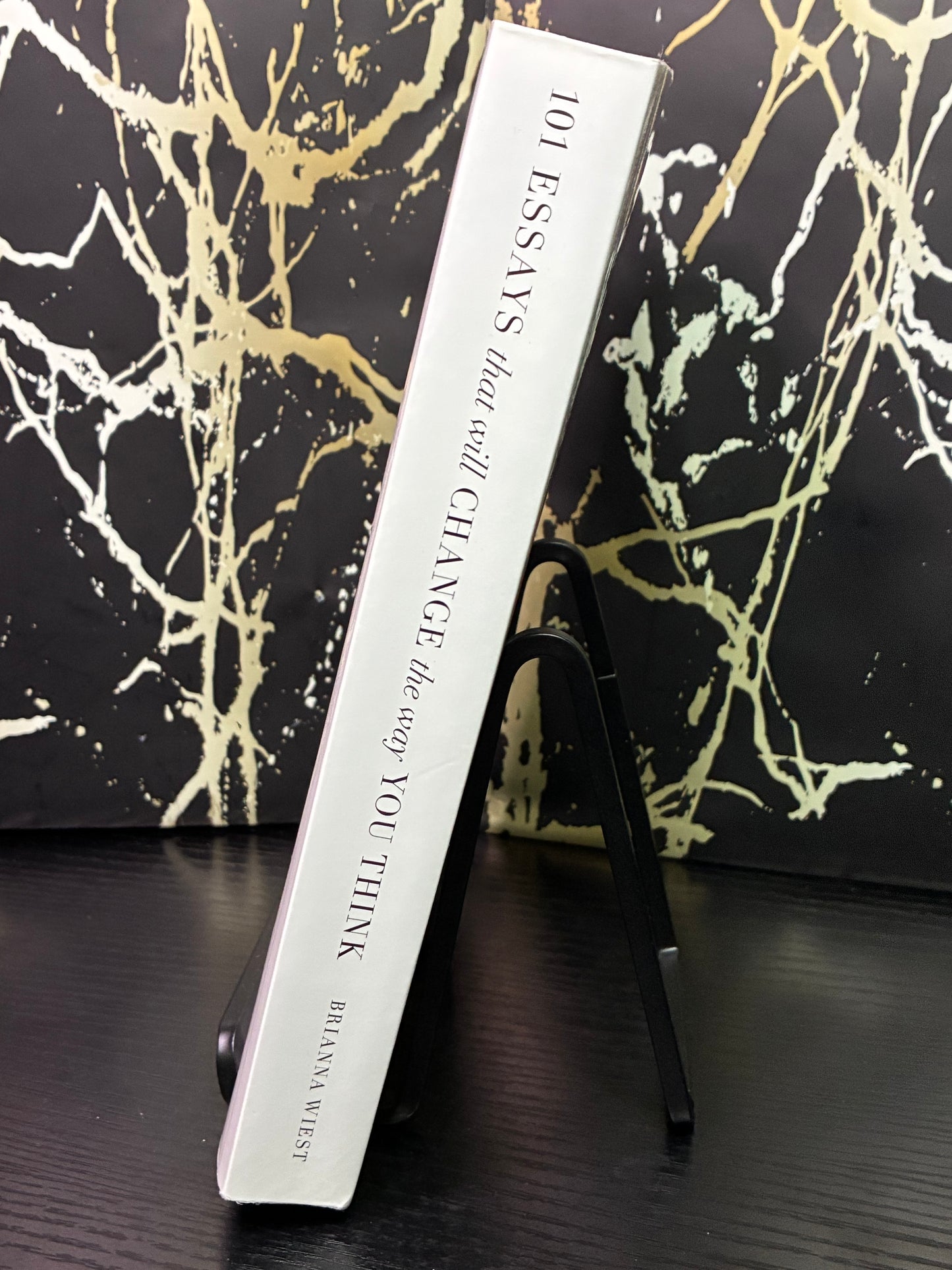 101 Essays That Will Change the Way You Think