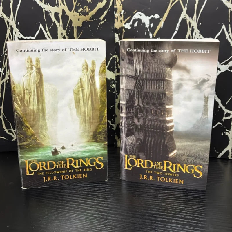 J. R. R. Tolkien 4-Book Boxed Set: the Hobbit and the Lord of the Rings